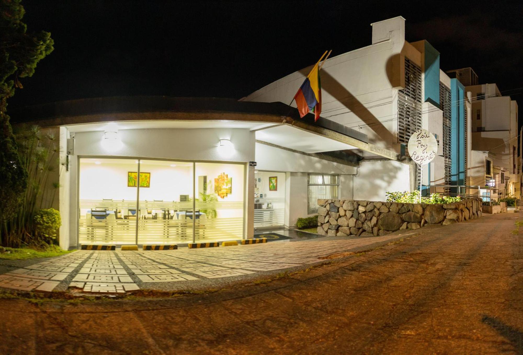 Hotel Regine's Manizales Exterior foto